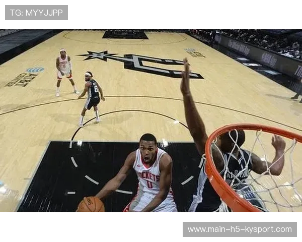 火箭锋线再爆发，迎来崭新突破