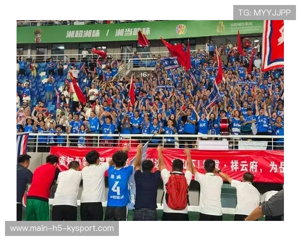 球迷为伤员募捐 社区关怀温暖人心,捐球场怎么玩 球迷为伤员募捐 社区关怀温暖人心,捐球场怎么玩